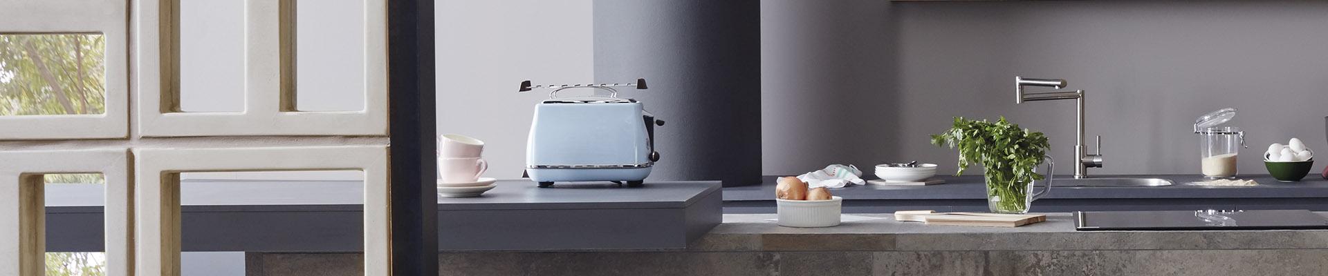 Linha de Revestimento Cer�mico / Porcelanato Elemento - O cobog� reinterpretado em vers�o mais minimalista e urbana. Desenho geom�trico simples executado em concreto nas cores cinza e branco. Nada demais, nada de menos, formas puras e belas na medida perfeita.