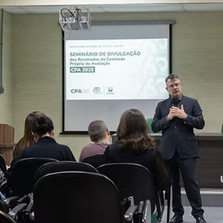Comiss�o Pr�pria de Avalia��o divulga resultados referente ao ano de 2025 em semin�rios