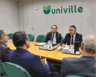 Univille renova parceria com a Receita Federal no Ncleo de Apoio Contbil e Fiscal (NAF)