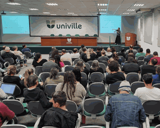 Contrapartida do PUG, mais uma formao de professores da rede estadual  realizada pela Univille